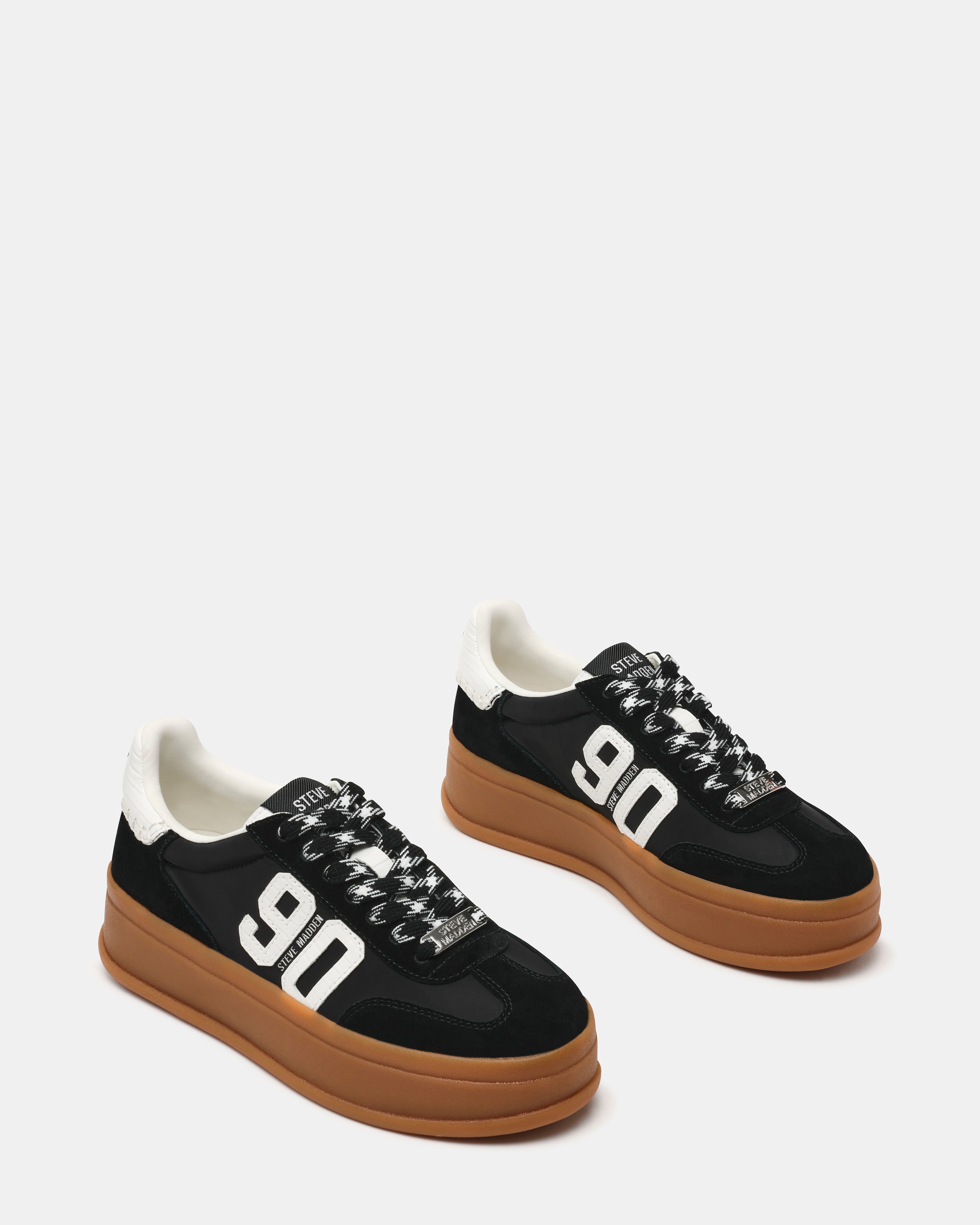 Zapatillas Off-Track90 Negros - view 2