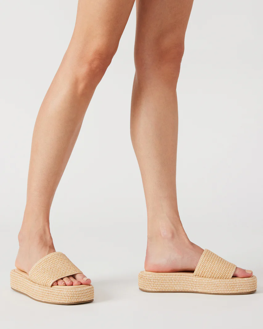 Sandalias planas Beachy Beige